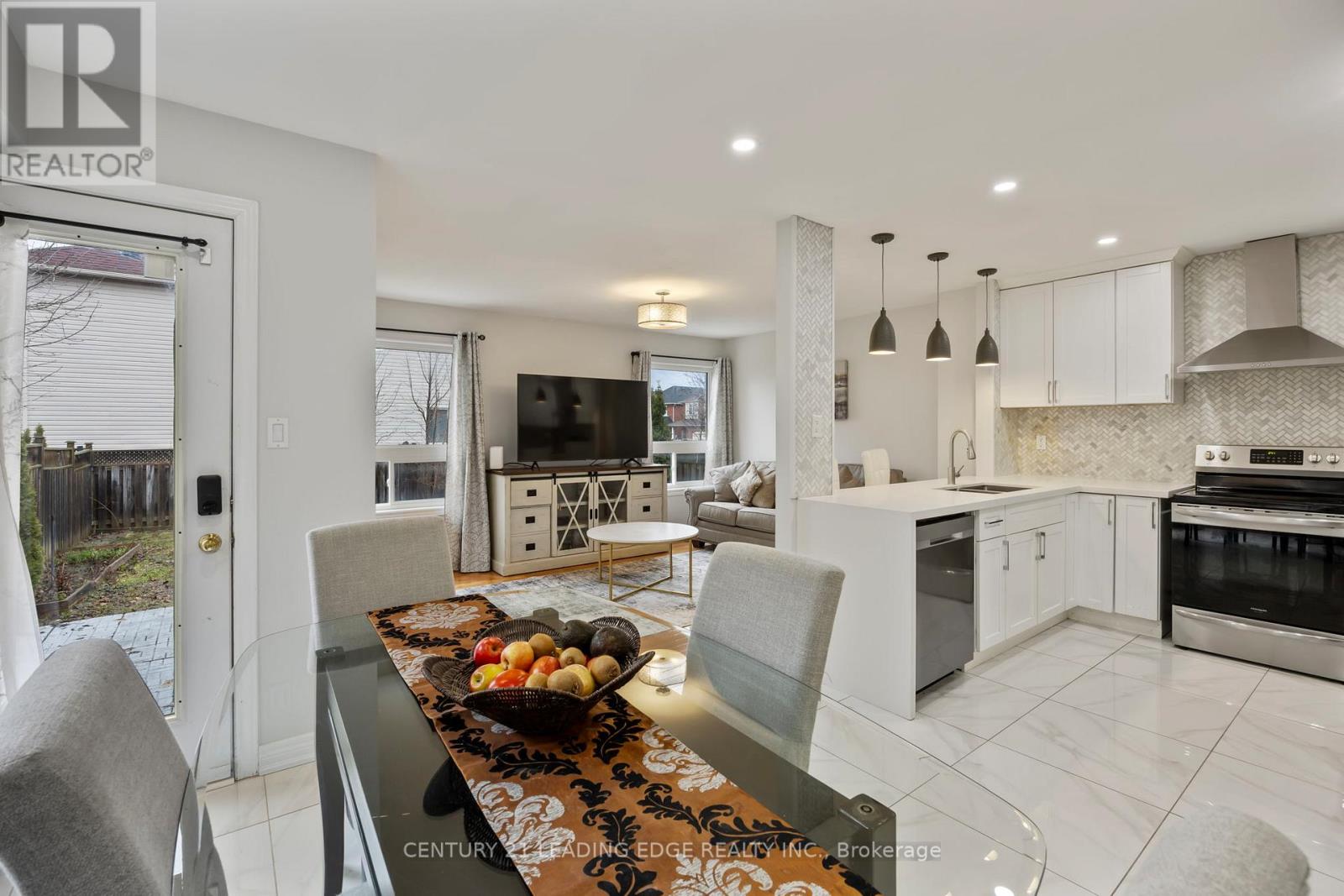 36 Rampart Crescent, Whitby, Ontario  L1P 1T6 - Photo 18 - E12946868