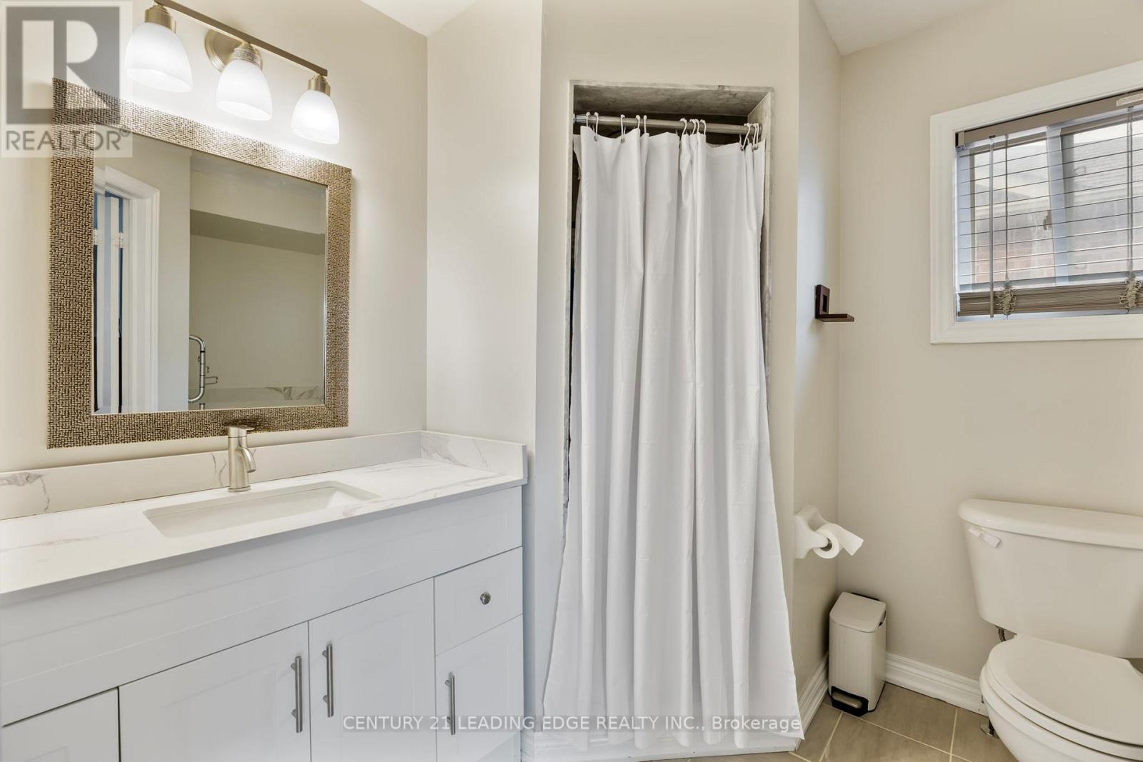 36 Rampart Crescent, Whitby, Ontario  L1P 1T6 - Photo 26 - E12946868