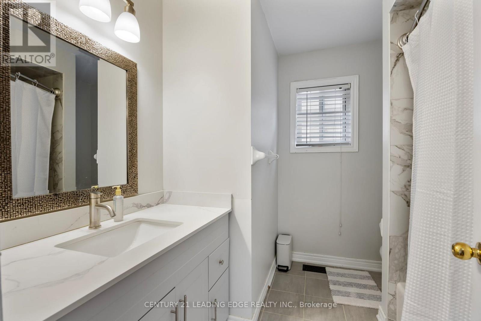 36 Rampart Crescent, Whitby, Ontario  L1P 1T6 - Photo 32 - E12946868