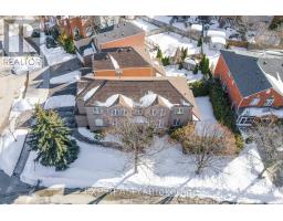 56 MOREAU TRAIL, Toronto, Ontario