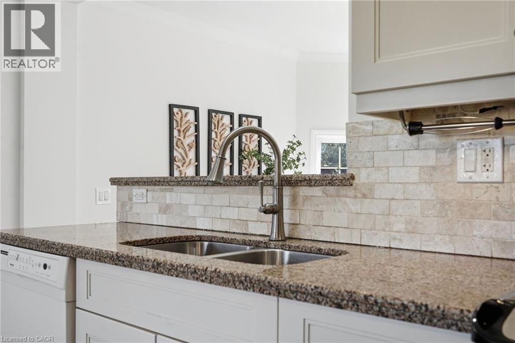 952 Danforth Avenue, Burlington, Ontario  L7T 1S8 - Photo 11 - 40816925