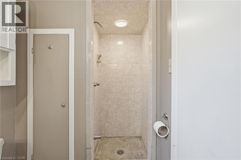 952 Danforth Avenue, Burlington, Ontario  L7T 1S8 - Photo 38 - 40816925