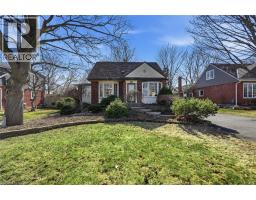 952 DANFORTH Avenue, burlington, Ontario