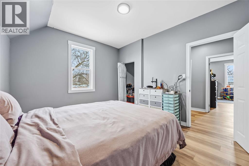 2565 Elizabeth Street, Oil Springs, Ontario  N0N 1P0 - Photo 19 - 26005736