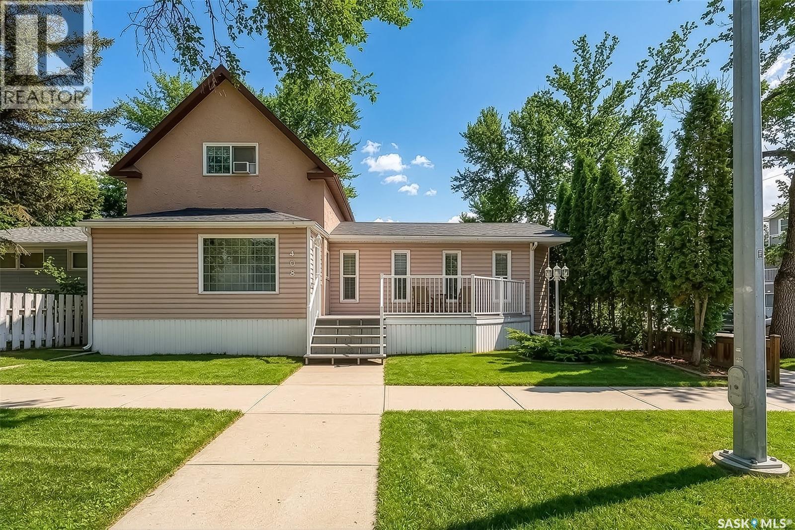 408 Duffield STREET W, Moose Jaw, Saskatchewan