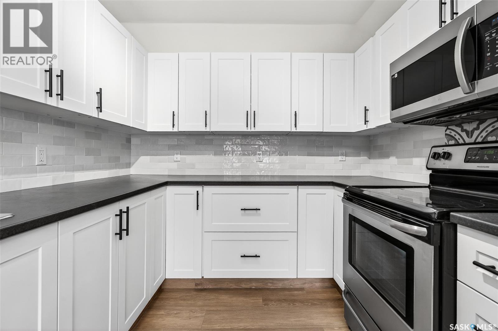 408 Duffield Street W, Moose Jaw, Saskatchewan  S6H 5H8 - Photo 5 - SK030371