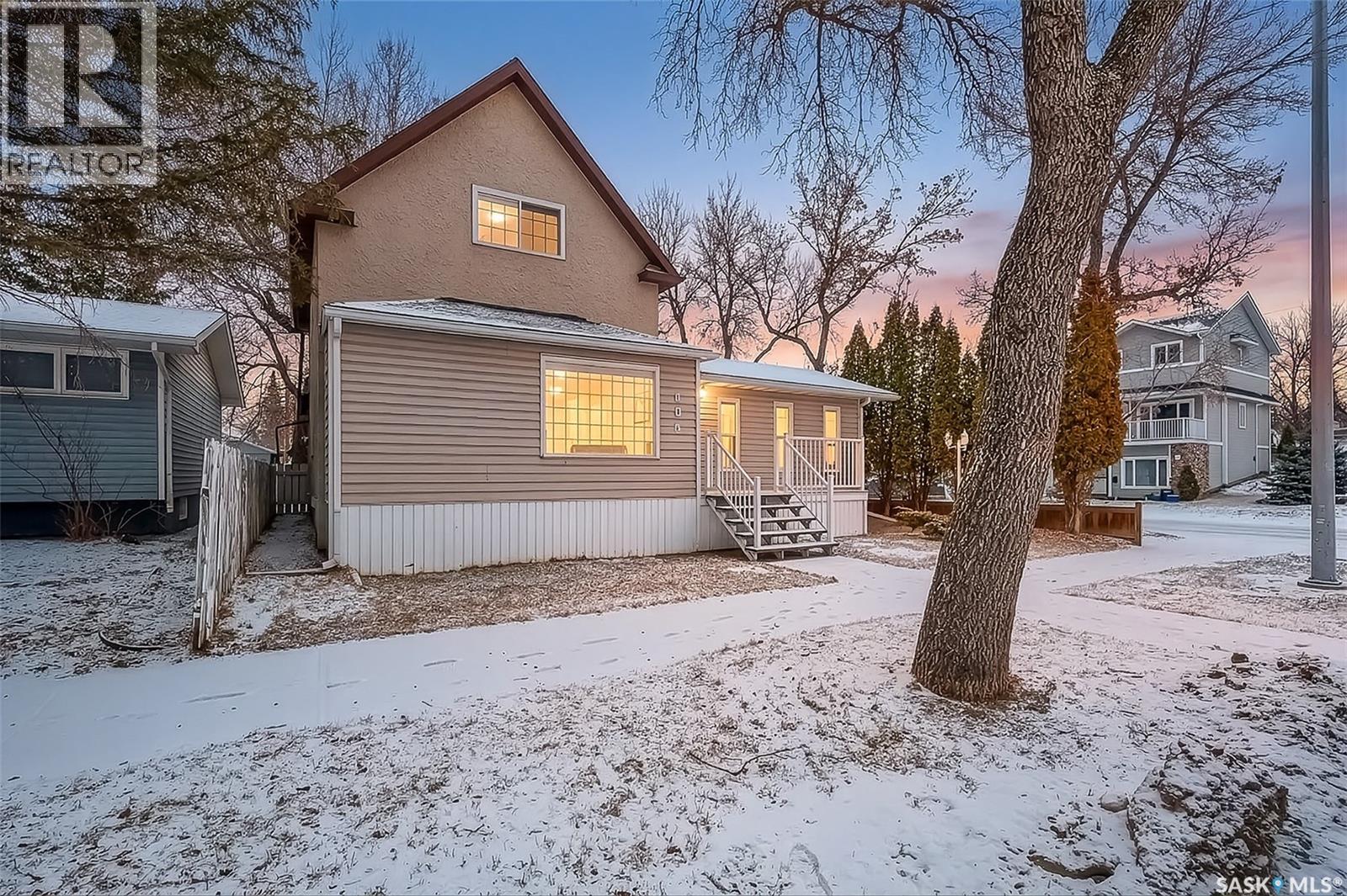 408 Duffield Street W, Moose Jaw, Saskatchewan  S6H 5H8 - Photo 3 - SK030371