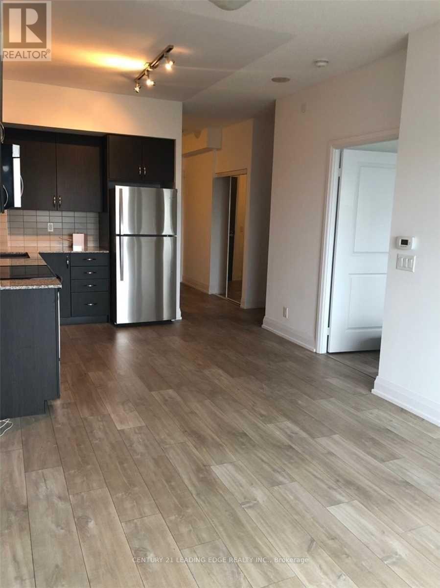 1019 - 7900 Bathurst Street, Vaughan, Ontario  L4J 0E9 - Photo 4 - N12946592