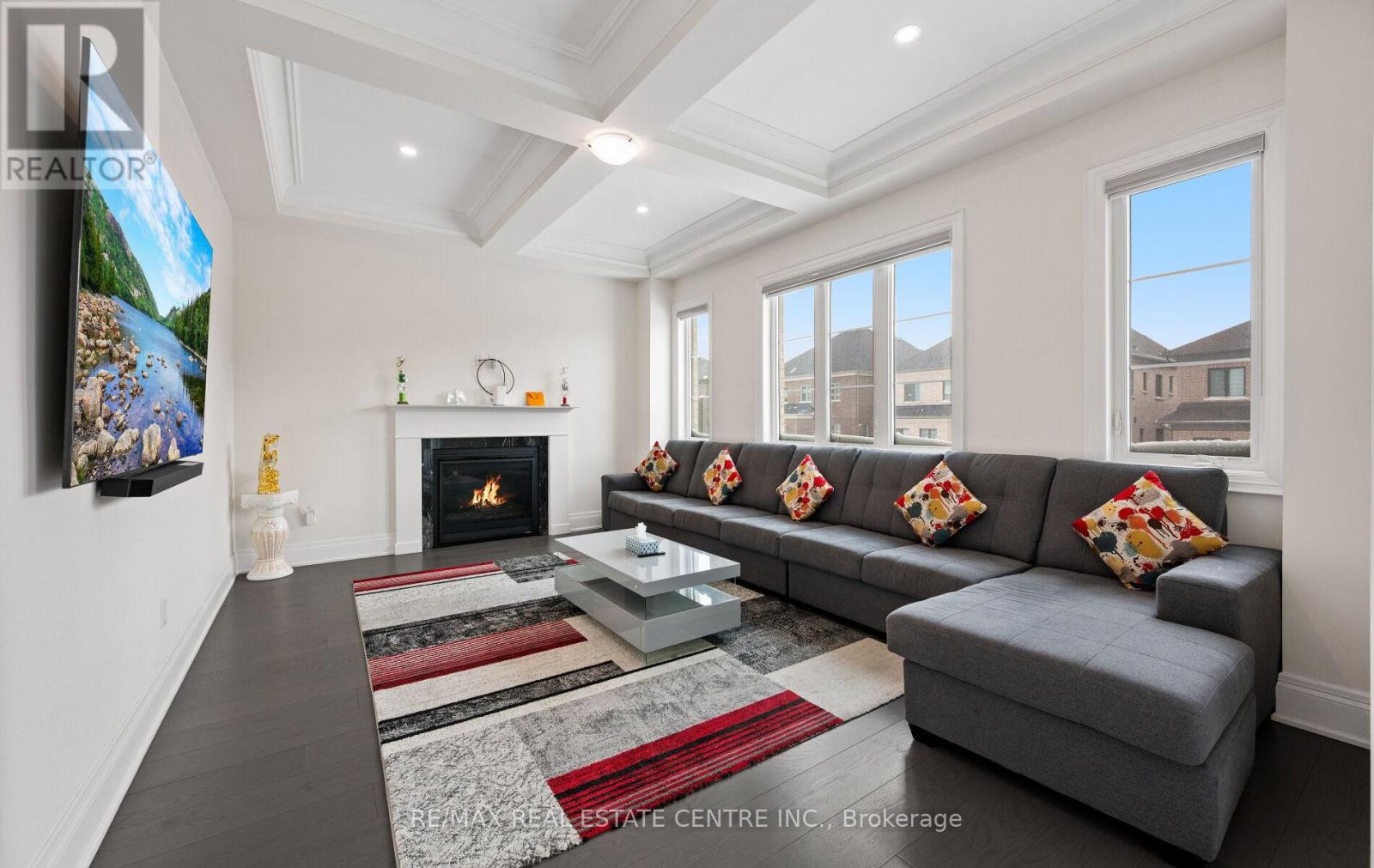 160 Wainfleet Crescent, Vaughan, Ontario  L3L 0E6 - Photo 13 - N12946758