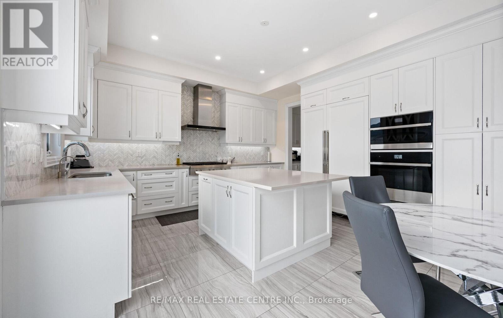 160 Wainfleet Crescent, Vaughan, Ontario  L3L 0E6 - Photo 21 - N12946758