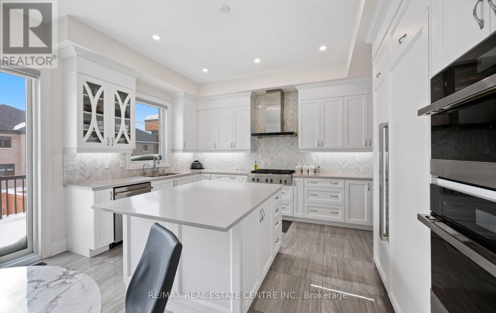 160 Wainfleet Crescent, Vaughan, Ontario  L3L 0E6 - Photo 22 - N12946758