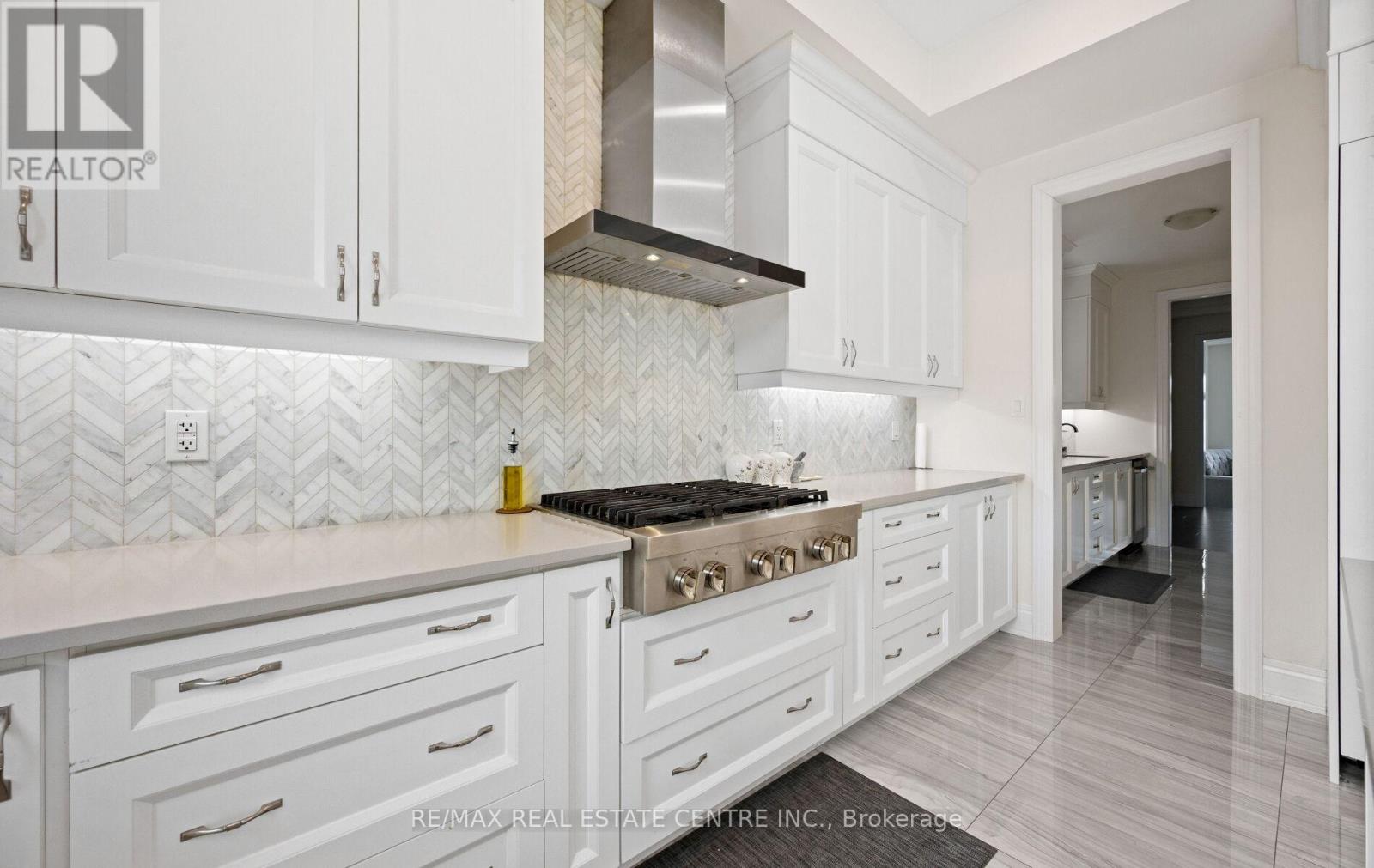 160 Wainfleet Crescent, Vaughan, Ontario  L3L 0E6 - Photo 25 - N12946758