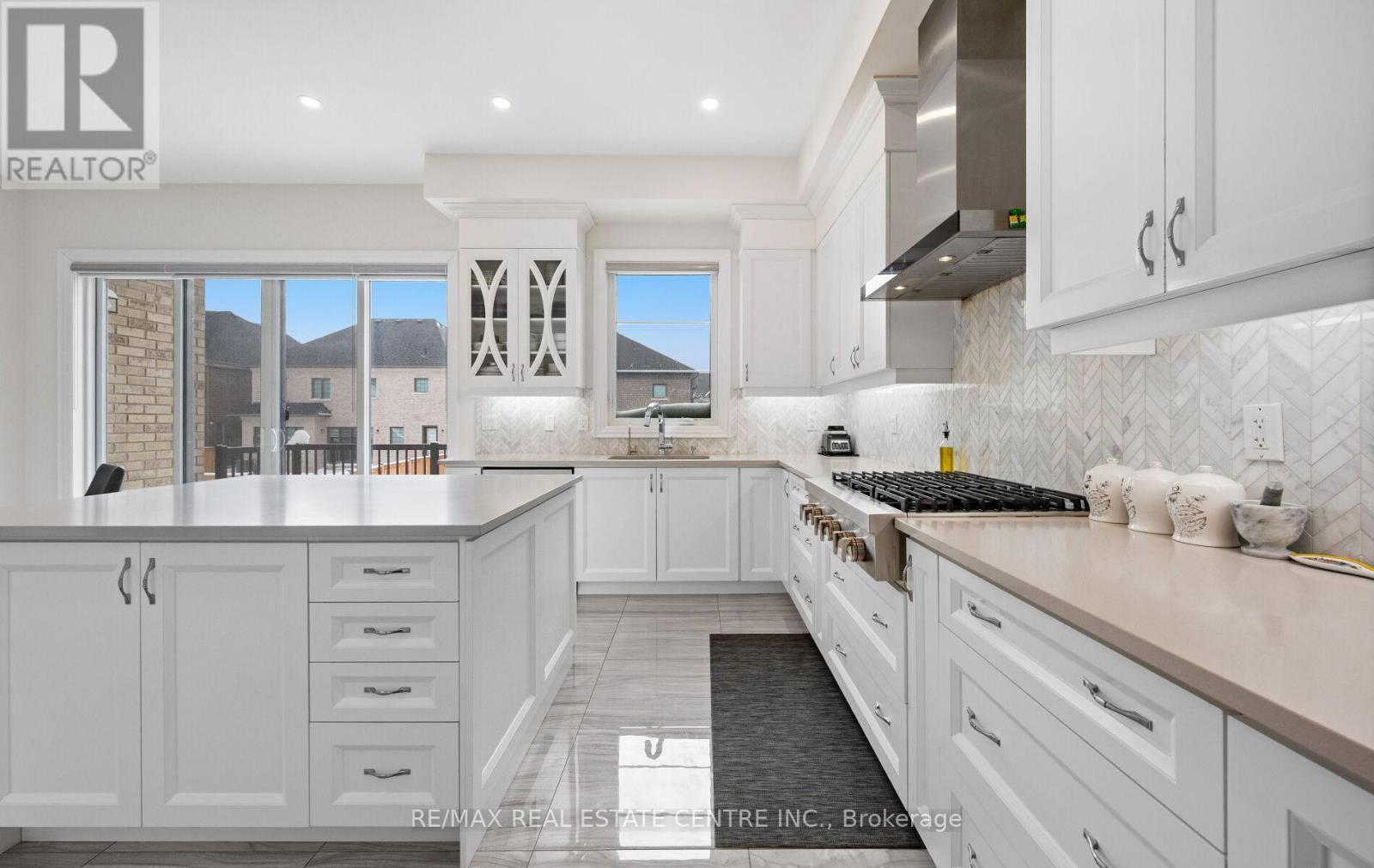 160 Wainfleet Crescent, Vaughan, Ontario  L3L 0E6 - Photo 28 - N12946758