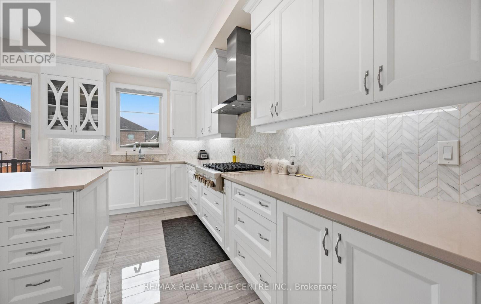 160 Wainfleet Crescent, Vaughan, Ontario  L3L 0E6 - Photo 29 - N12946758