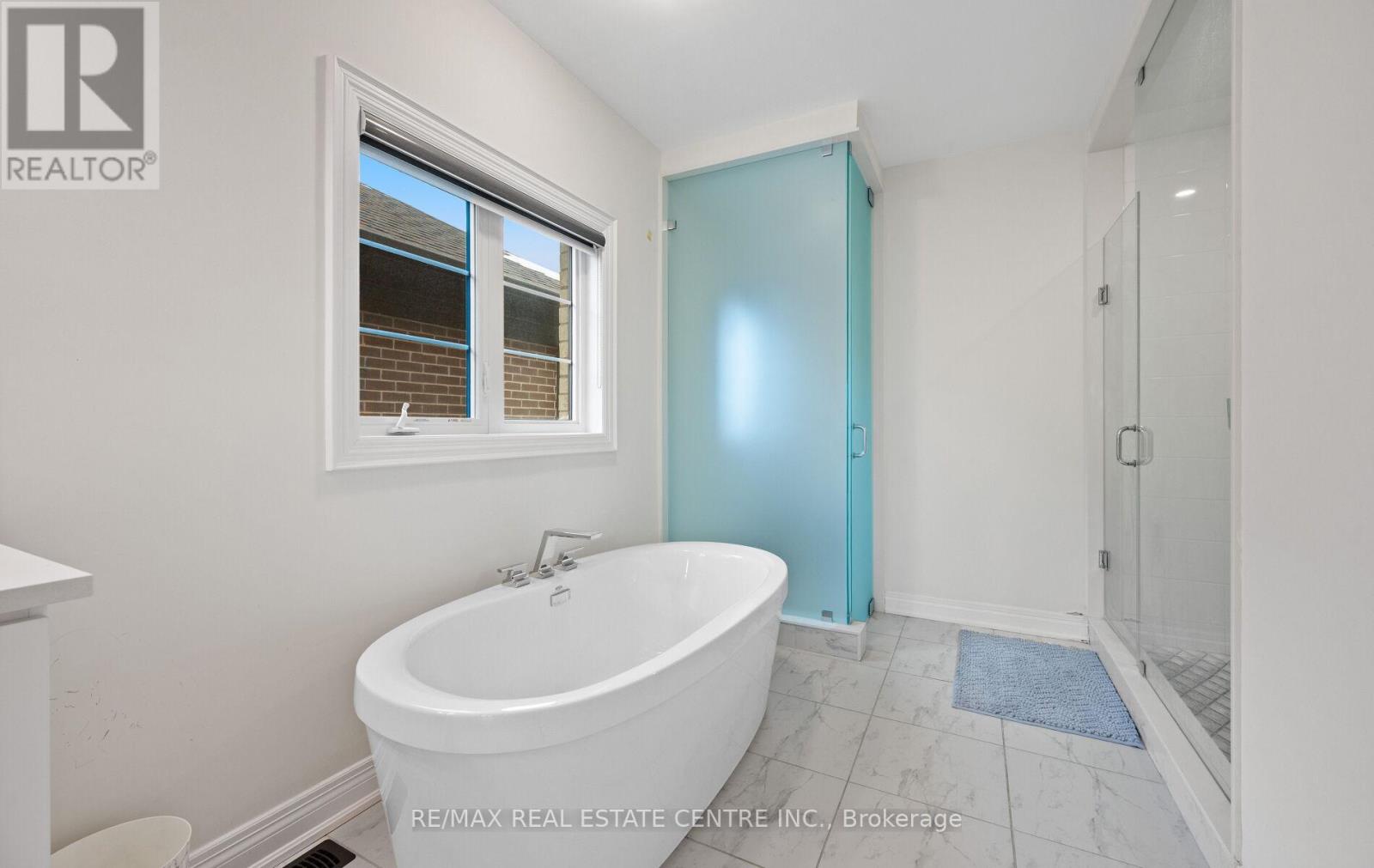 160 Wainfleet Crescent, Vaughan, Ontario  L3L 0E6 - Photo 35 - N12946758