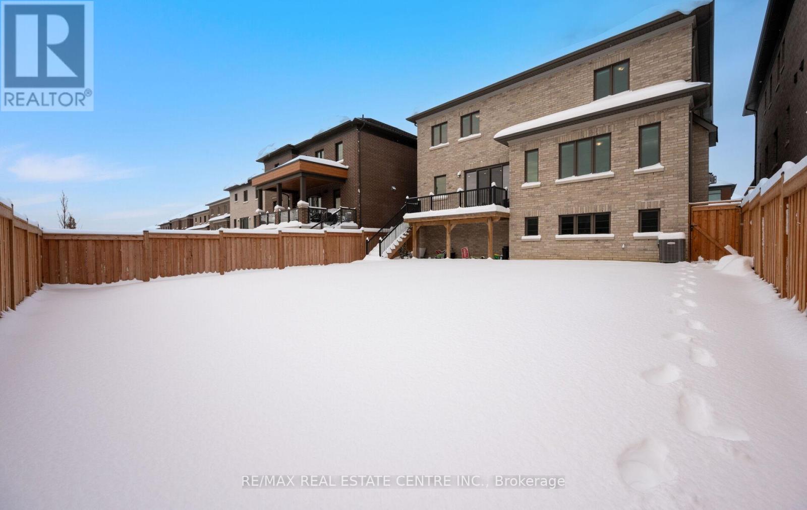 160 Wainfleet Crescent, Vaughan, Ontario  L3L 0E6 - Photo 46 - N12946758