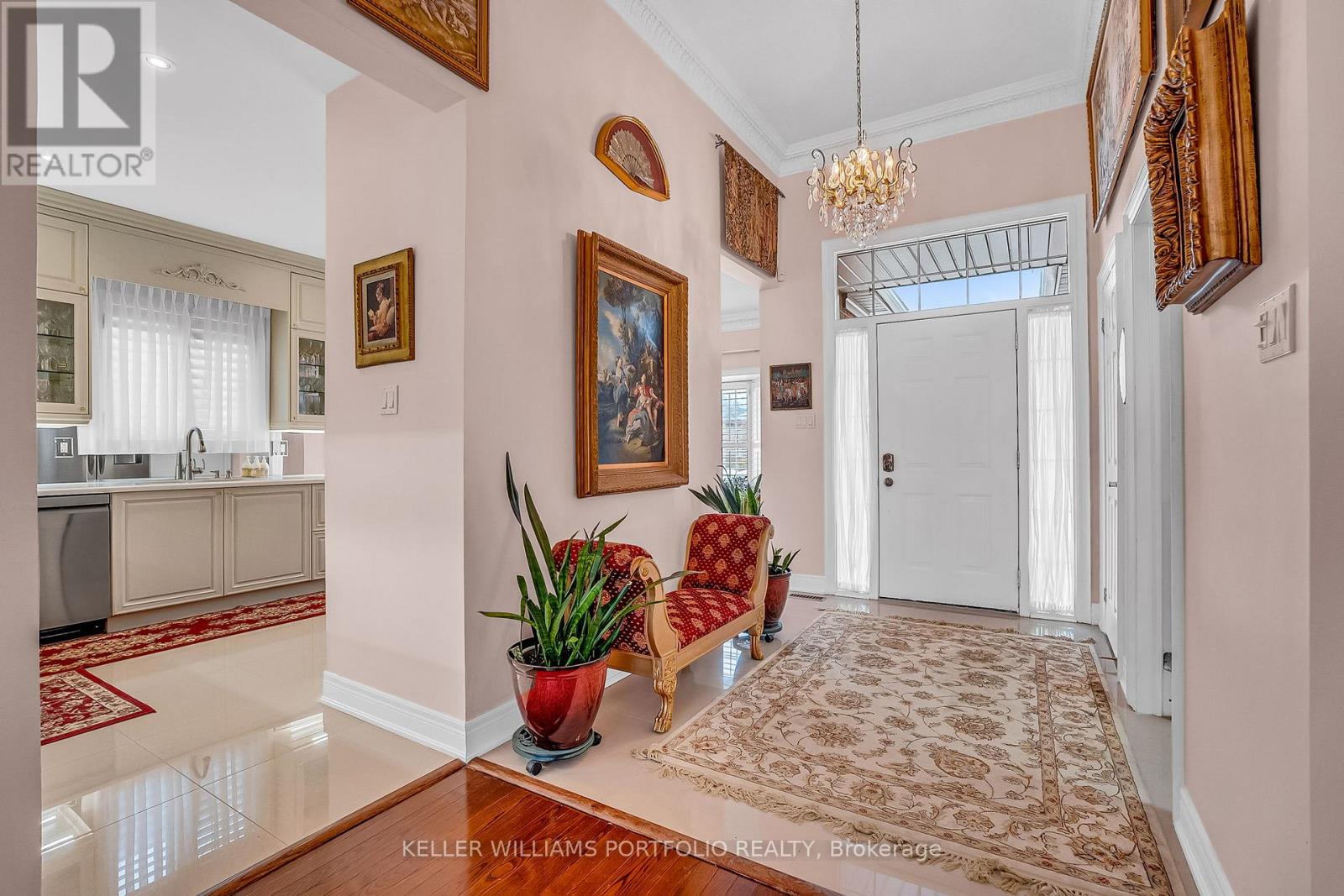 86 Legendary Trail, Whitchurch-Stouffville, Ontario  L4A 1N6 - Photo 4 - N12946842