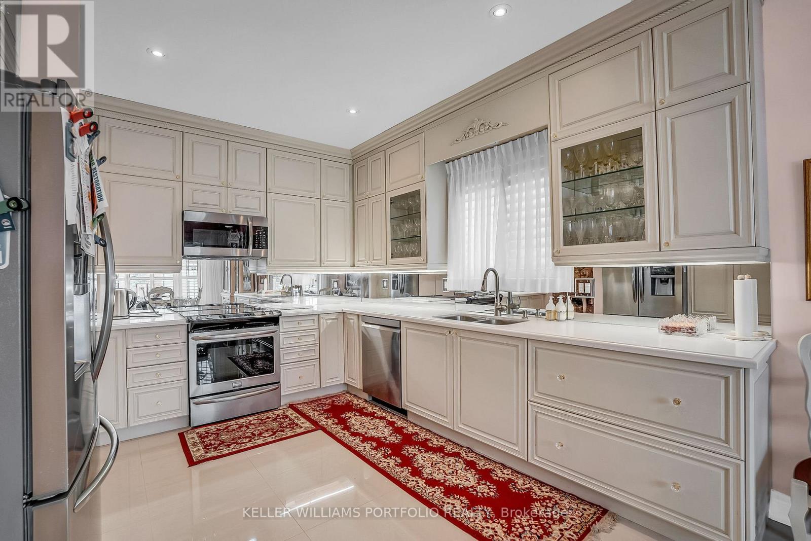 86 Legendary Trail, Whitchurch-Stouffville, Ontario  L4A 1N6 - Photo 9 - N12946842