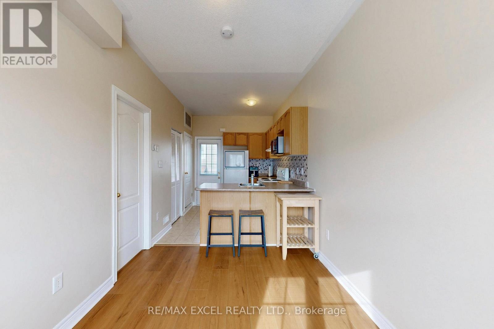 21 Peony Street, Markham, Ontario  L6B 1K9 - Photo 11 - N12946876