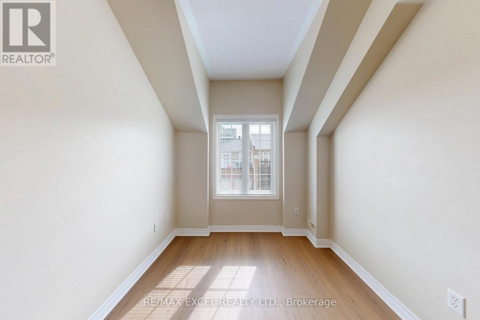 21 Peony Street, Markham, Ontario  L6B 1K9 - Photo 14 - N12946876