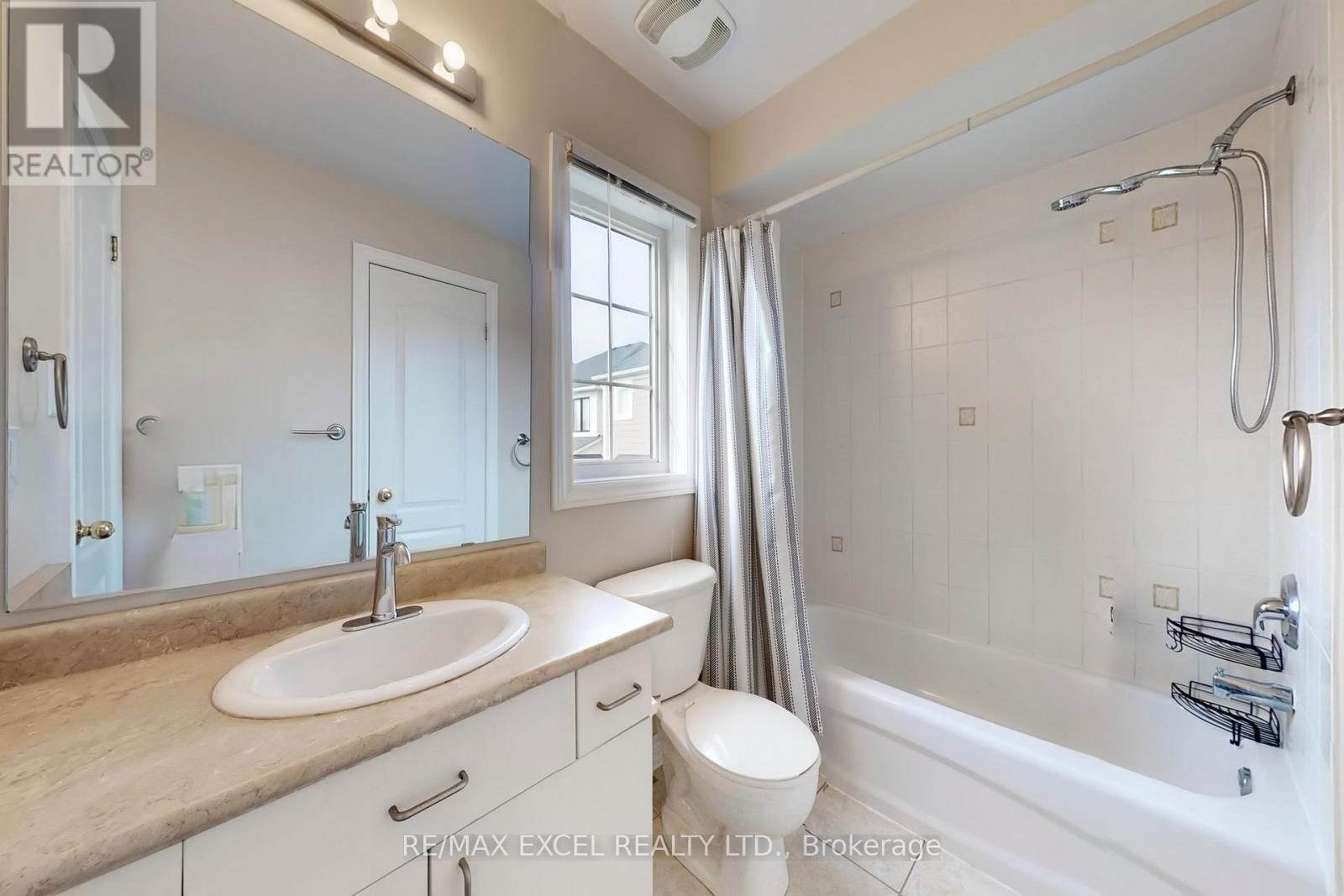 21 Peony Street, Markham, Ontario  L6B 1K9 - Photo 20 - N12946876