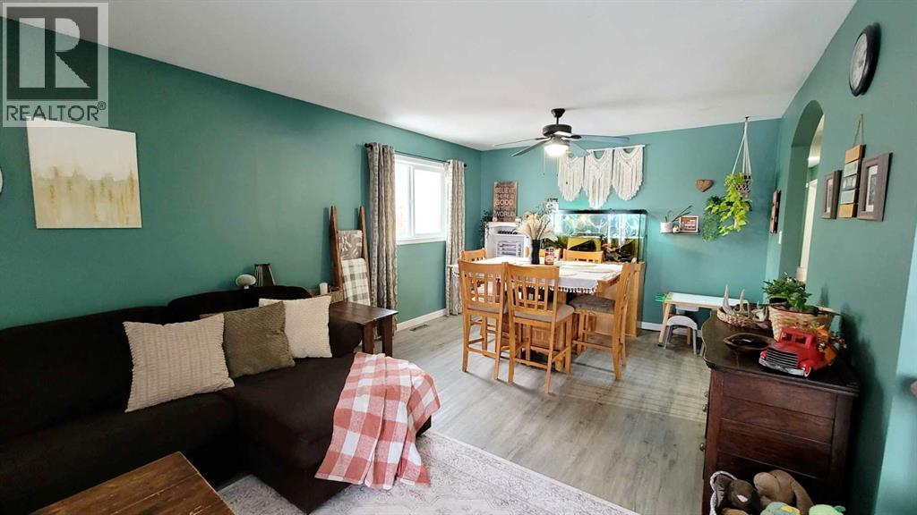 2 Westheights Drive, Didsbury, Alberta  T0M 0W0 - Photo 6 - A2291557