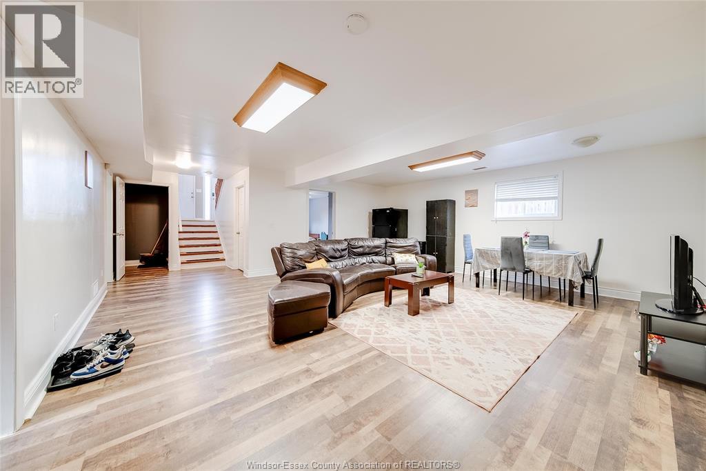 3870 Clara Avenue, Windsor, Ontario  N9E 4X6 - Photo 27 - 26003940