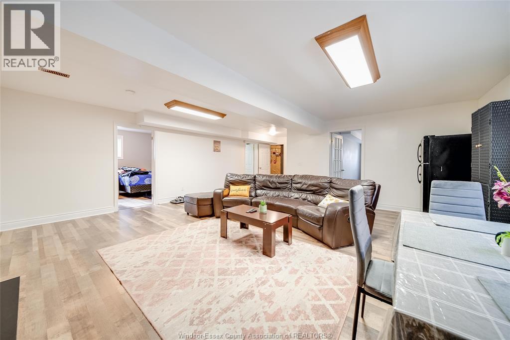 3870 Clara Avenue, Windsor, Ontario  N9E 4X6 - Photo 29 - 26003940