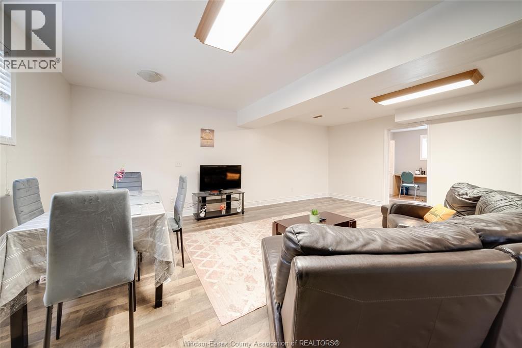 3870 Clara Avenue, Windsor, Ontario  N9E 4X6 - Photo 30 - 26003940