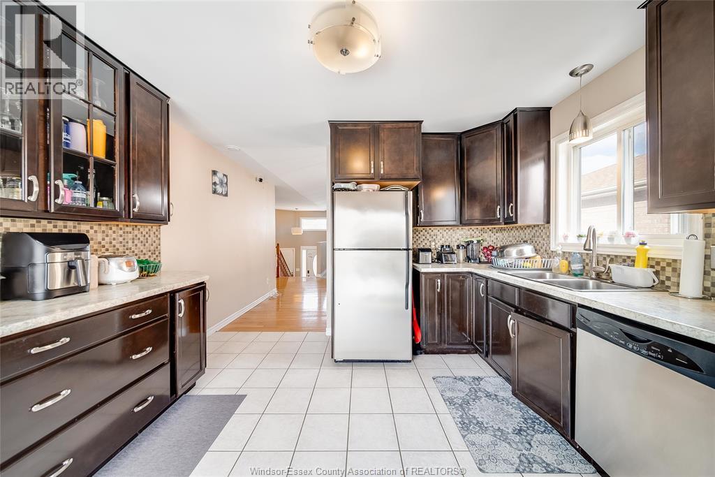 3870 Clara Avenue, Windsor, Ontario  N9E 4X6 - Photo 15 - 26003940