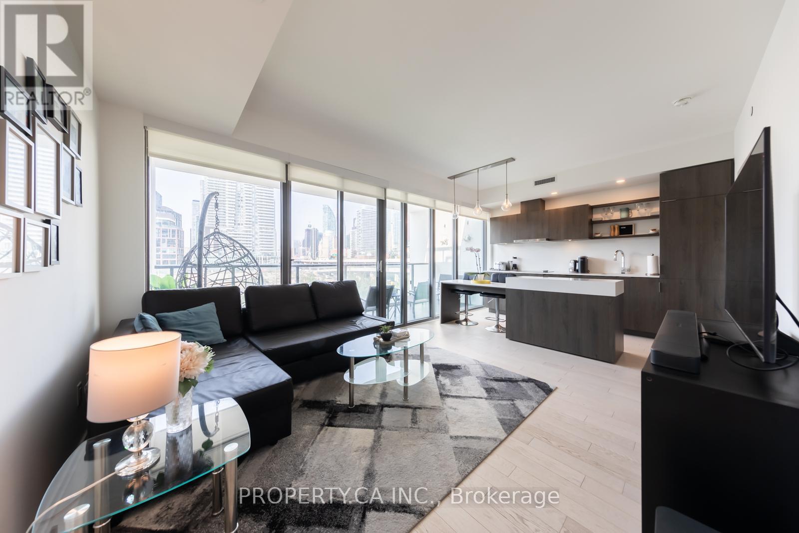 324 - 12 BONNYCASTLE STREET, Toronto, Ontario