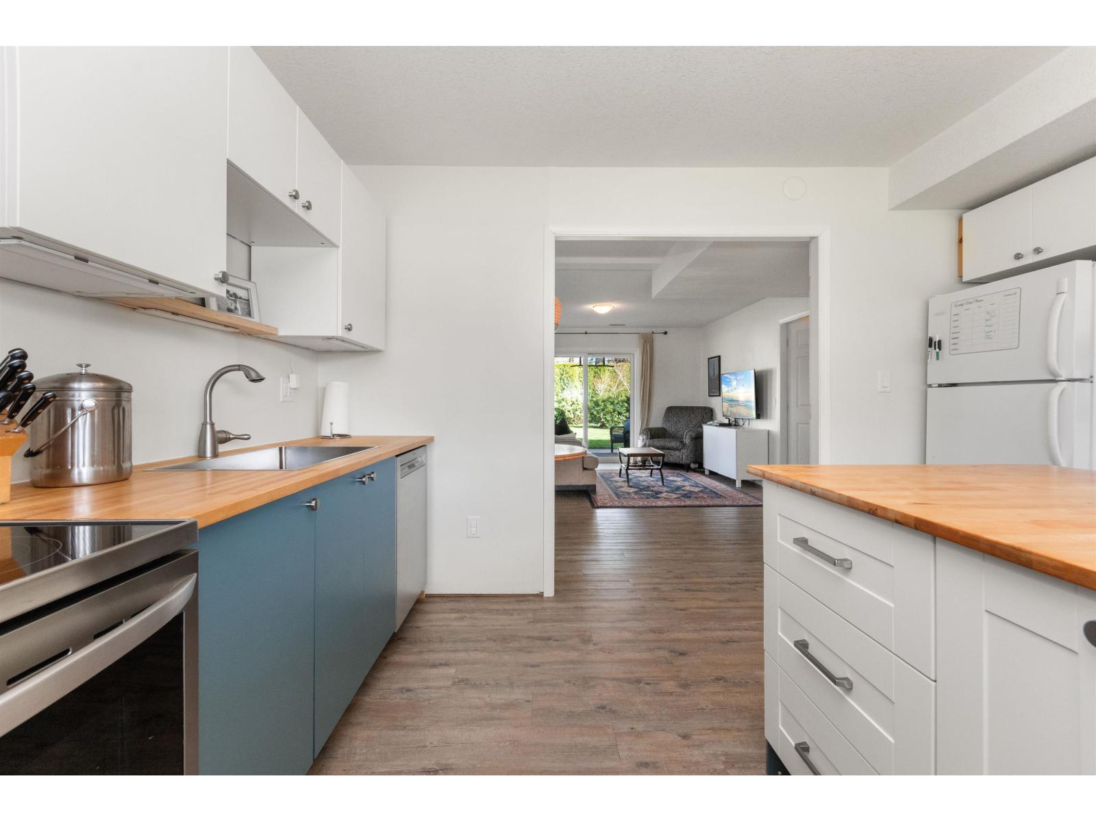 46385 Christina Drive, Sardis East Vedder, Chilliwack, British Columbia  V2R 2B5 - Photo 18 - R3105898