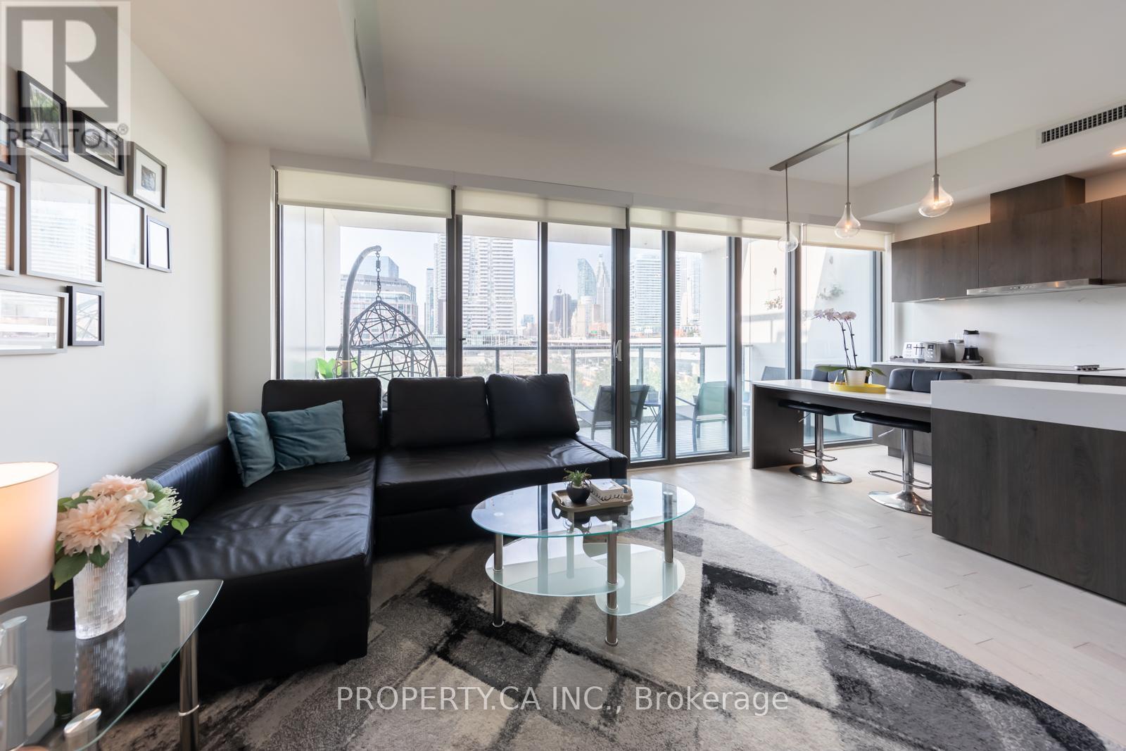 324 - 12 Bonnycastle Street, Toronto, Ontario  M5A 0C8 - Photo 2 - C12943712