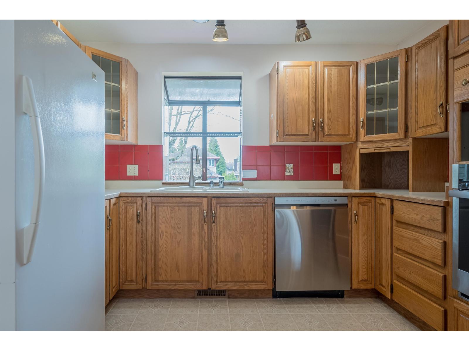 10523 Fraserglen Drive, Surrey, British Columbia  V4N 1V1 - Photo 14 - R3104098