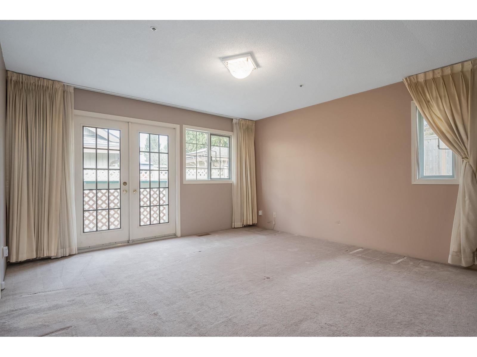 10523 Fraserglen Drive, Surrey, British Columbia  V4N 1V1 - Photo 20 - R3104098