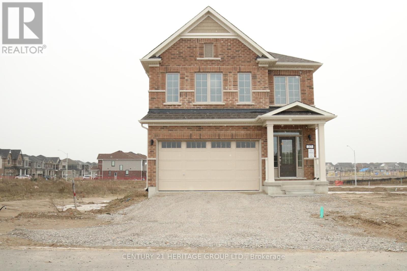 37 STOCKHOLM ROAD, Barrie, Ontario