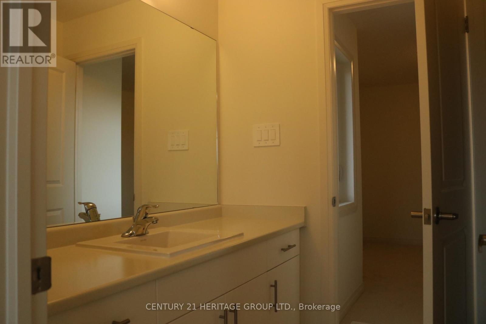 37 Stockholm Road, Barrie, Ontario  L9S 2Z8 - Photo 20 - S12946646