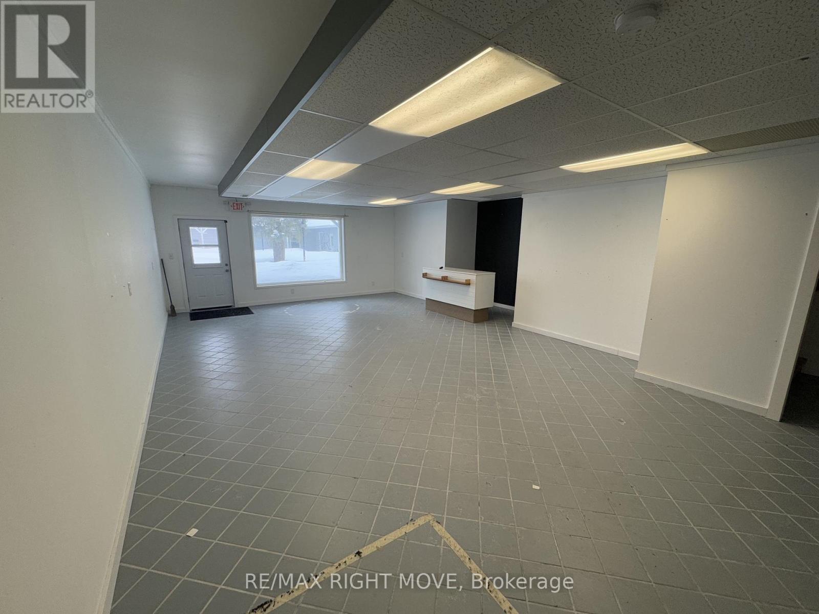 4a - 4337 Burnside Line, Severn, Ontario  L3V 7X6 - Photo 3 - S12946748