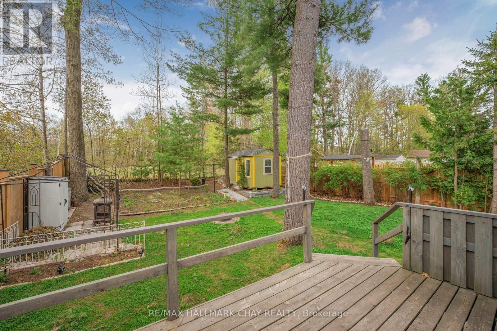 57 Laidlaw Street, Wasaga Beach, Ontario  L9Z 2L2 - Photo 31 - S12946780