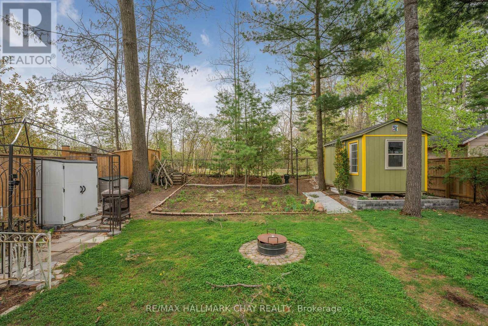 57 Laidlaw Street, Wasaga Beach, Ontario  L9Z 2L2 - Photo 33 - S12946780