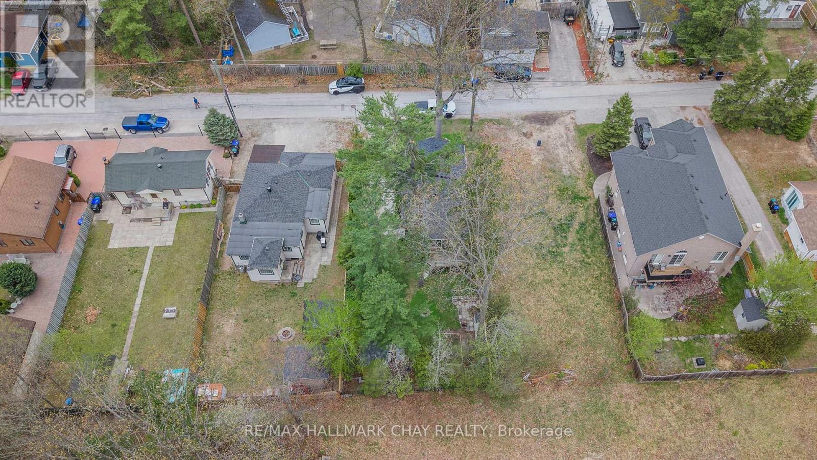 57 Laidlaw Street, Wasaga Beach, Ontario  L9Z 2L2 - Photo 42 - S12946780