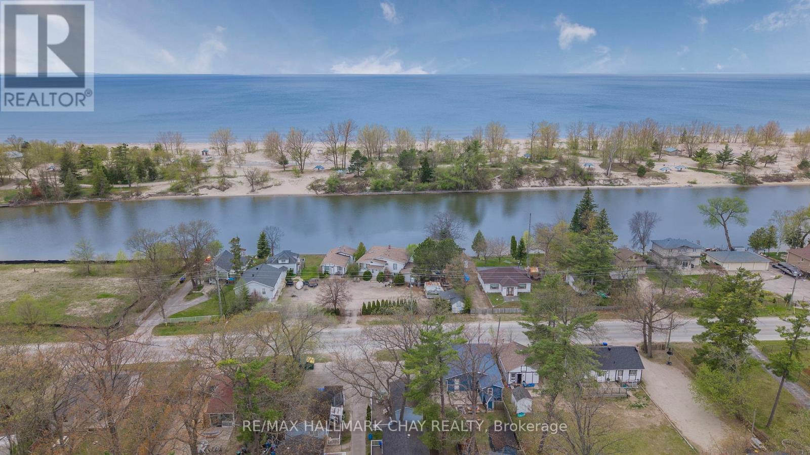 57 Laidlaw Street, Wasaga Beach, Ontario  L9Z 2L2 - Photo 49 - S12946780