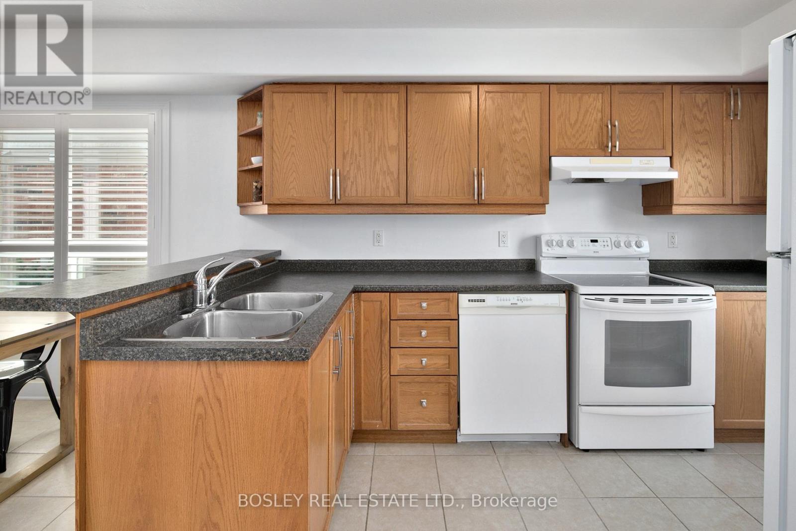 52 Barr Street, Collingwood, Ontario  L9Y 0E6 - Photo 5 - S12946822