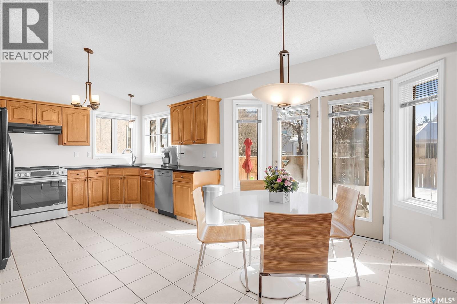 1022 Hurley Way, Saskatoon, Saskatchewan  S7N 4J7 - Photo 16 - SK031824