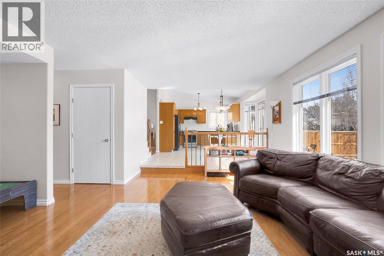 1022 Hurley Way, Saskatoon, Saskatchewan  S7N 4J7 - Photo 25 - SK031824