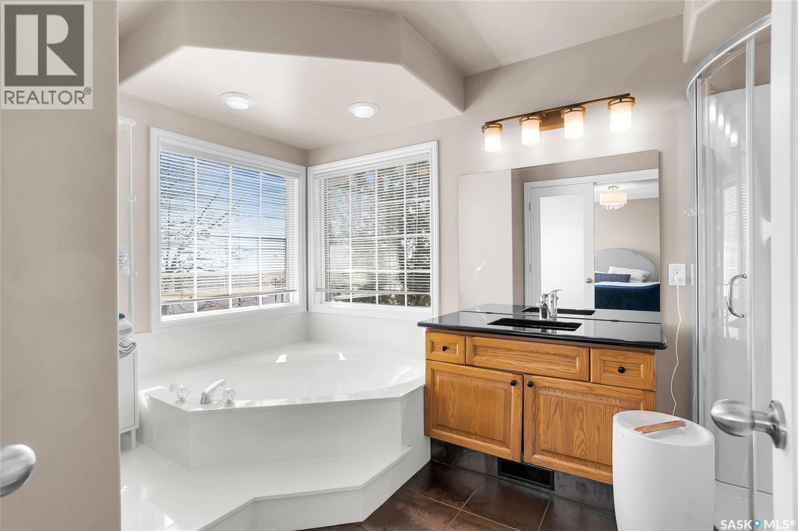 1022 Hurley Way, Saskatoon, Saskatchewan  S7N 4J7 - Photo 31 - SK031824