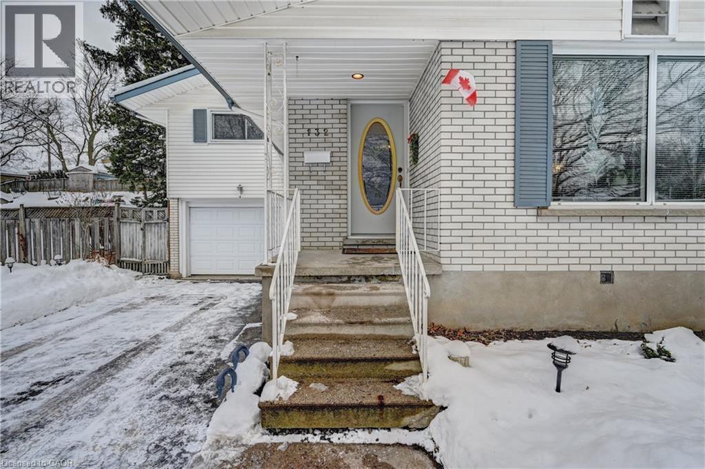 132 Forest Hill Drive, Kitchener, Ontario  N2M 4G3 - Photo 4 - 40808999