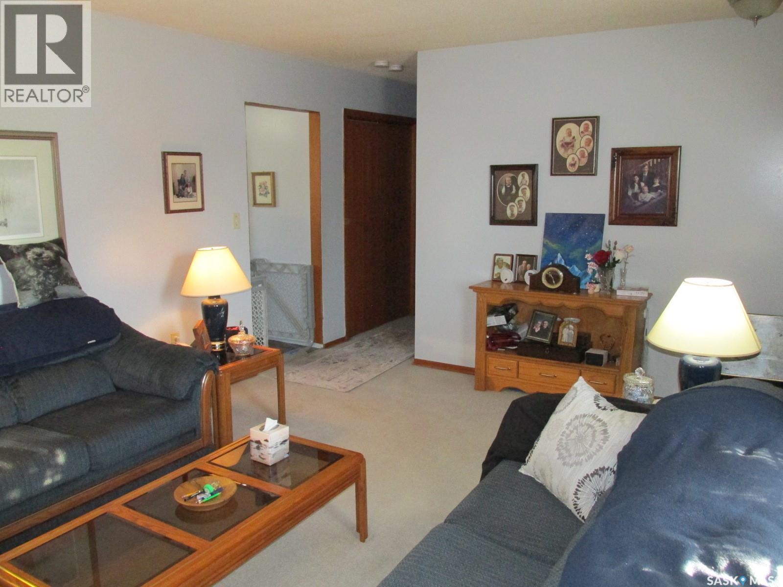 1103 3rd Street W, Nipawin, Saskatchewan  S0E 1E0 - Photo 12 - SK031806