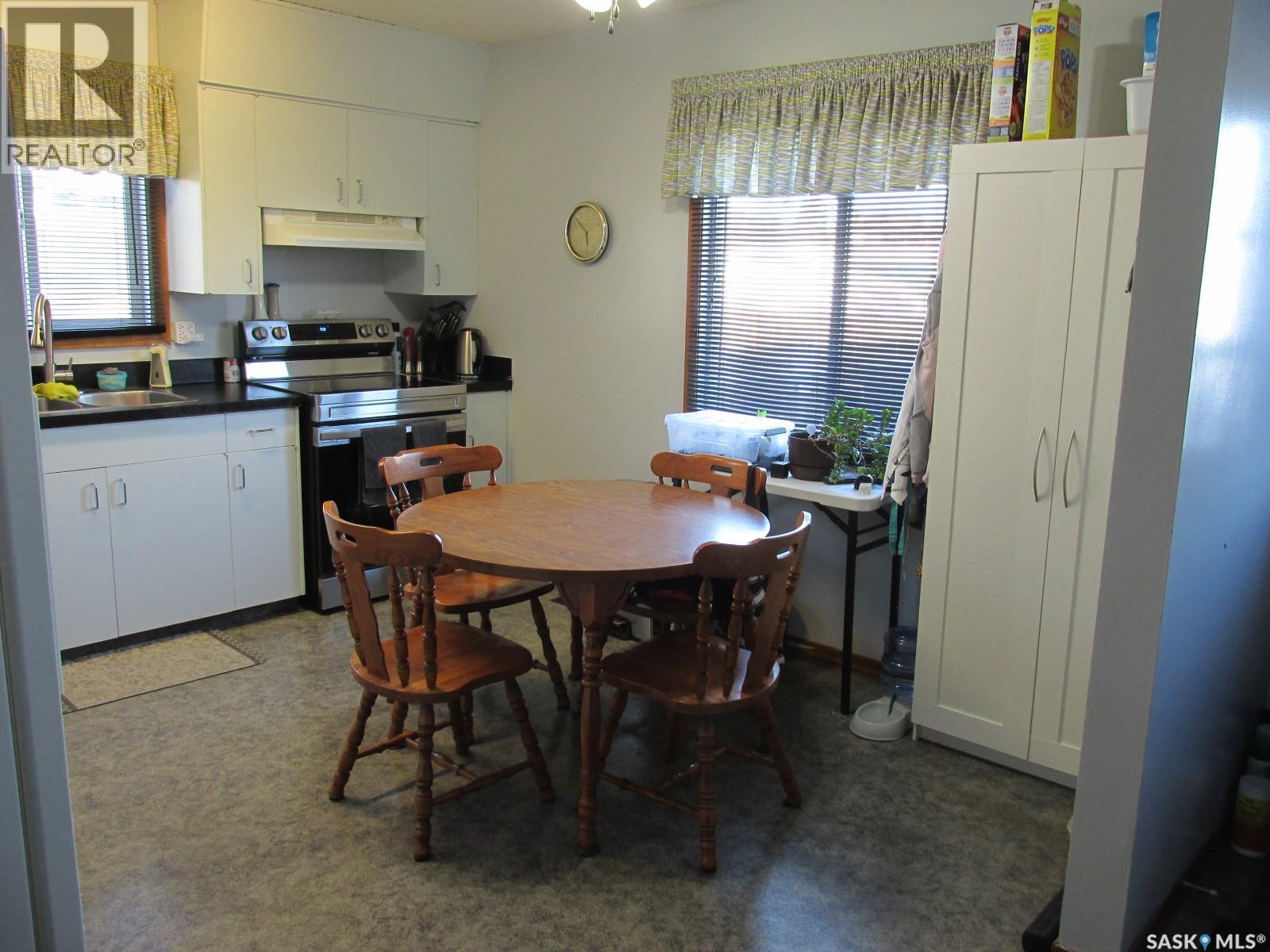 1103 3rd Street W, Nipawin, Saskatchewan  S0E 1E0 - Photo 7 - SK031806