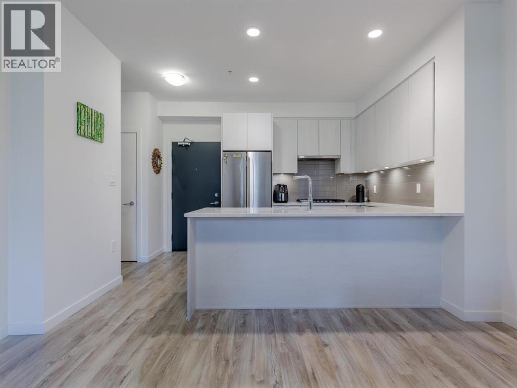 112 621 Regan Avenue, Coquitlam, British Columbia  V3J 0K1 - Photo 2 - R3105925